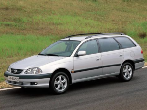 Toyota Avensis (T220) Универсал 07.2000 - 01.2003
