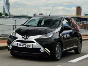 Toyota Aygo (B40) Хэтчбек 5 дв. 06.2014 - 11.2021