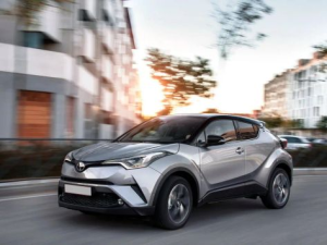 Toyota C-HR Джип/SUV 5 дв. 03.2016 - 10.2019