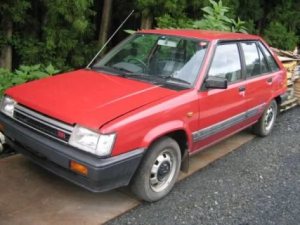 Toyota Corolla II (L20) Хэтчбек 5 дв. 05.1982 - 04.1986