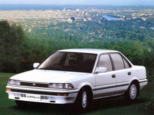 Toyota Corolla (E90) Седан 05.1987 - 04.1989
