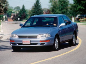 Toyota Camry (XV10) Седан 09.1991 - 06.1996