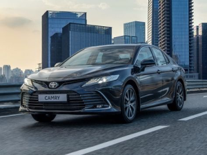 Toyota Camry (XV70) Седан 11.2020 - 08.2024