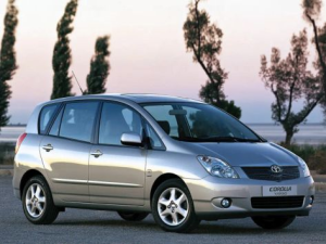 Toyota Corolla Verso (E120) Минивэн 05.2001 - 01.2004