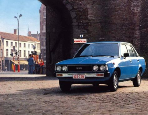 Toyota Corolla (E70) Седан 03.1979 - 08.1982