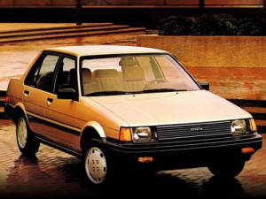 Toyota Corolla (E80) Седан 05.1983 - 07.1987
