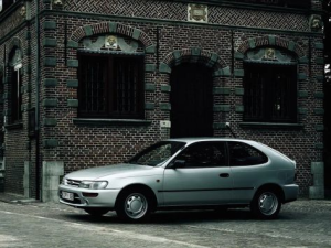 Toyota Corolla (E100) Хэтчбек 3 дв. 06.1991 - 04.1995