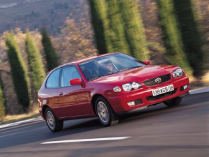 Toyota Corolla (E110) Хэтчбек 3 дв. 01.1999 - 12.2001
