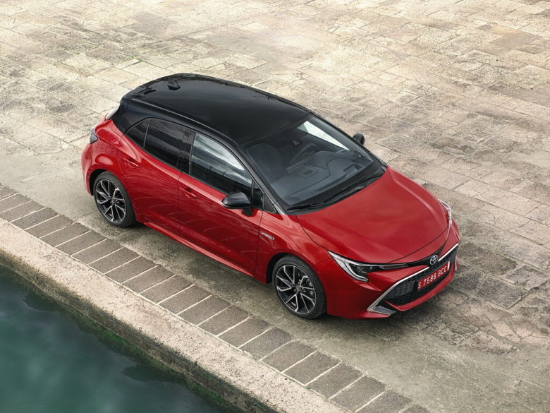 TOYOTA Corolla Corolla 12 поколение Хэтчбек 5 дв., Гибрид, MZEH12, NRE210, ZWE211