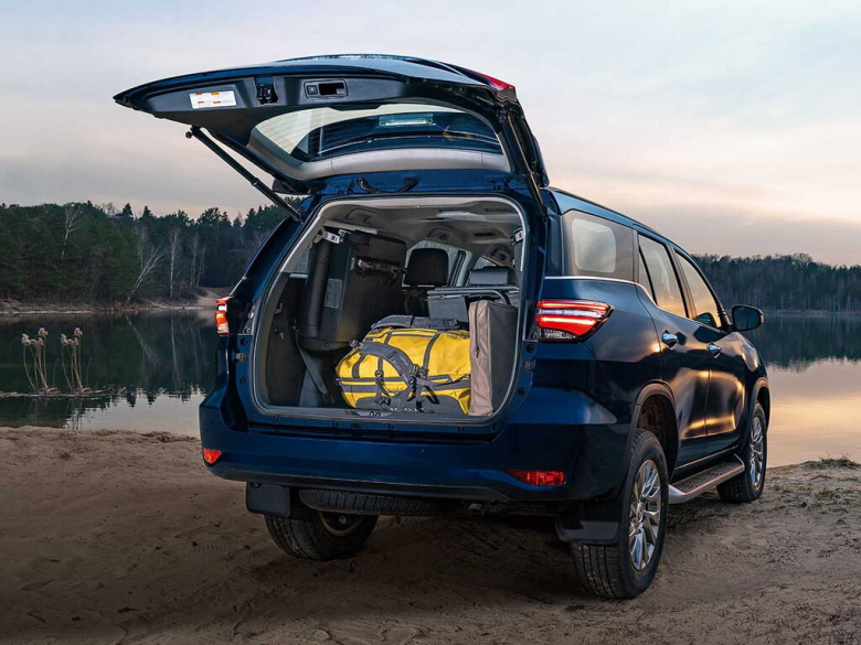 TOYOTA Fortuner Fortuner 2 поколение, рестайлинг Джип/SUV 5 дв., GUN156, TGN156