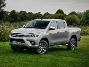 Toyota Hilux (AN120) Пикап 05.2015 - 07.2020