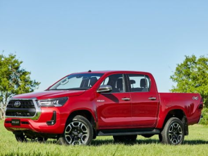Toyota Hilux (AN120) Пикап 06.2020 -  н.в.