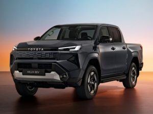 Toyota Hilux (AN220) Пикап 11.2025 -  н.в.