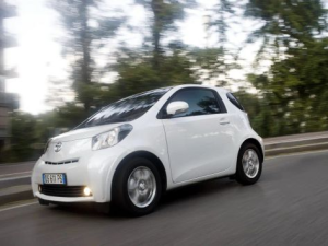 Toyota iQ (GJ10) Хэтчбек 3 дв. 11.2008 - 05.2014