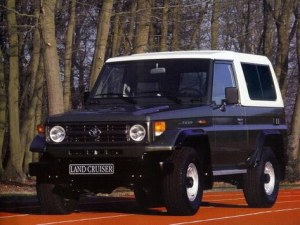 Toyota Land Cruiser (J70) Джип/SUV 3 дв. 01.1995 - 08.1999