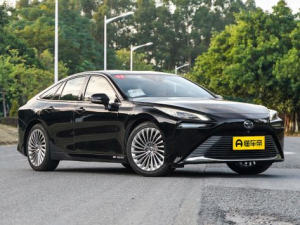 Toyota Mirai (JPD20) Седан, Гибрид 06.2023 -  н.в.