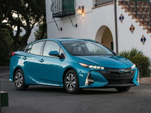 Toyota Prius Prime (XW50) Лифтбек, Гибрид 03.2016 - 03.2023