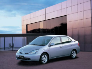 Toyota Prius (NHW11) Седан, Гибрид 05.2000 - 08.2003