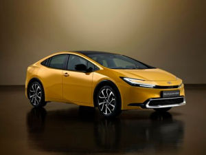 Toyota Prius PHV (XW60) Лифтбек, Гибрид 11.2022 -  н.в.