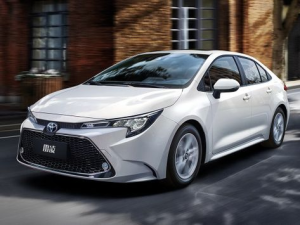 Toyota Levin (E210) Седан, Гибрид 08.2019 - 09.2022