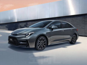 Toyota Levin (E210) Седан, Гибрид 12.2025 -  н.в.