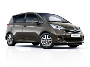 Toyota Verso-S (P120) Хэтчбек 5 дв. 05.2014 - 04.2015