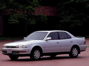 Toyota Vista (V30) Седан 07.1990 - 05.1992