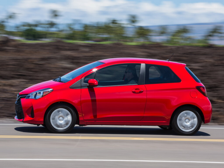 TOYOTA Yaris Yaris 3 поколение, рестайлинг Хэтчбек 3 дв., KSP130, NLP130, NSP130
