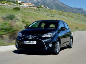 Toyota Yaris (XP130) Хэтчбек 5 дв., Гибрид 07.2014 - 03.2017