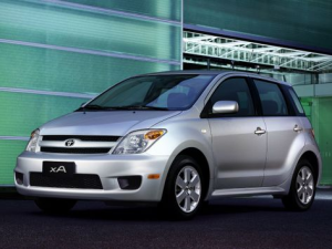 Toyota xA Хэтчбек 5 дв. 12.2005 - 01.2008