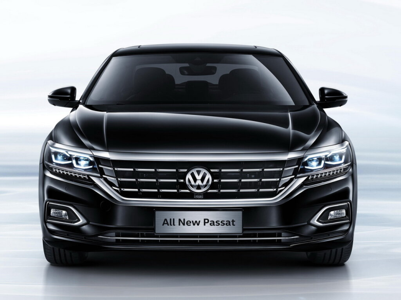 VOLKSWAGEN Passat Passat 8 поколение, рестайлинг Седан, Гибрид, 