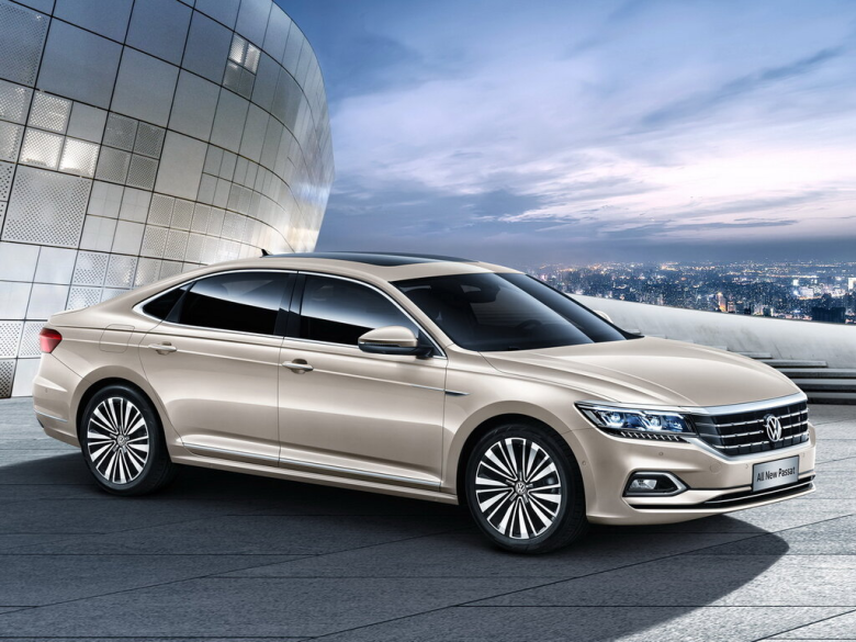 VOLKSWAGEN Passat Passat 8 поколение, рестайлинг Седан, Гибрид, 