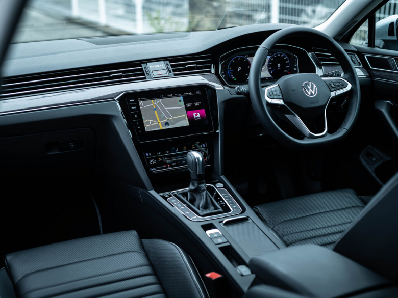 VOLKSWAGEN Passat Passat 8 поколение, рестайлинг Седан, 3CDPC, 3CDFH