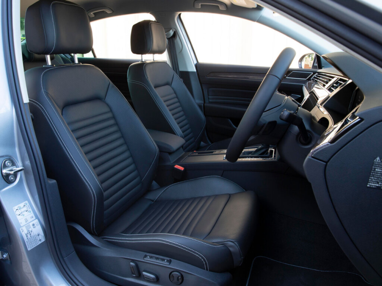 VOLKSWAGEN Passat Passat 8 поколение, рестайлинг Седан, 3CDPC, 3CDFH