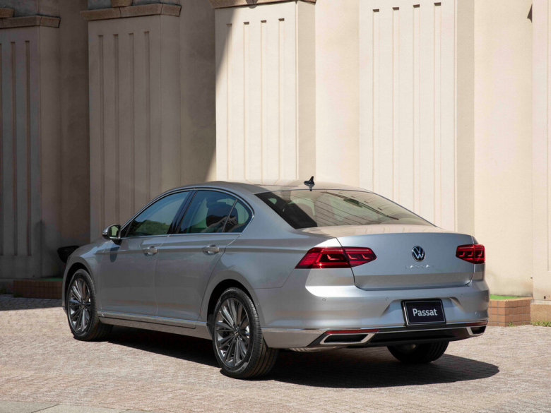 VOLKSWAGEN Passat Passat 8 поколение, рестайлинг Седан, 3CDPC, 3CDFH