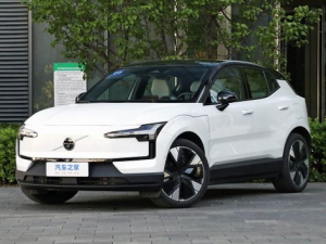 Volvo EX30 Джип/SUV 5 дв. 06.2023 -  н.в.
