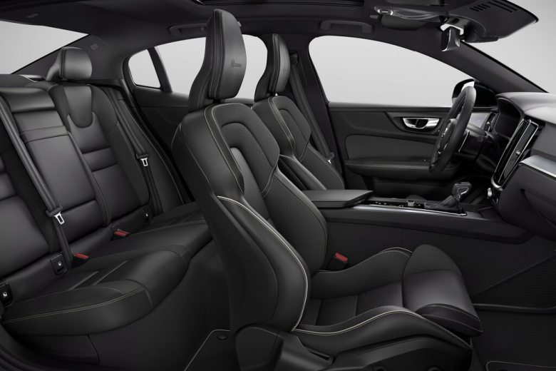 VOLVO S60 S60 3 поколение Седан, Гибрид, 