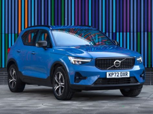 Volvo XC40 Джип/SUV 5 дв., Гибрид 02.2022 -  н.в.
