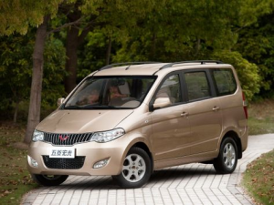 Wuling Hongguang Минивэн 09.2010 - 08.2018